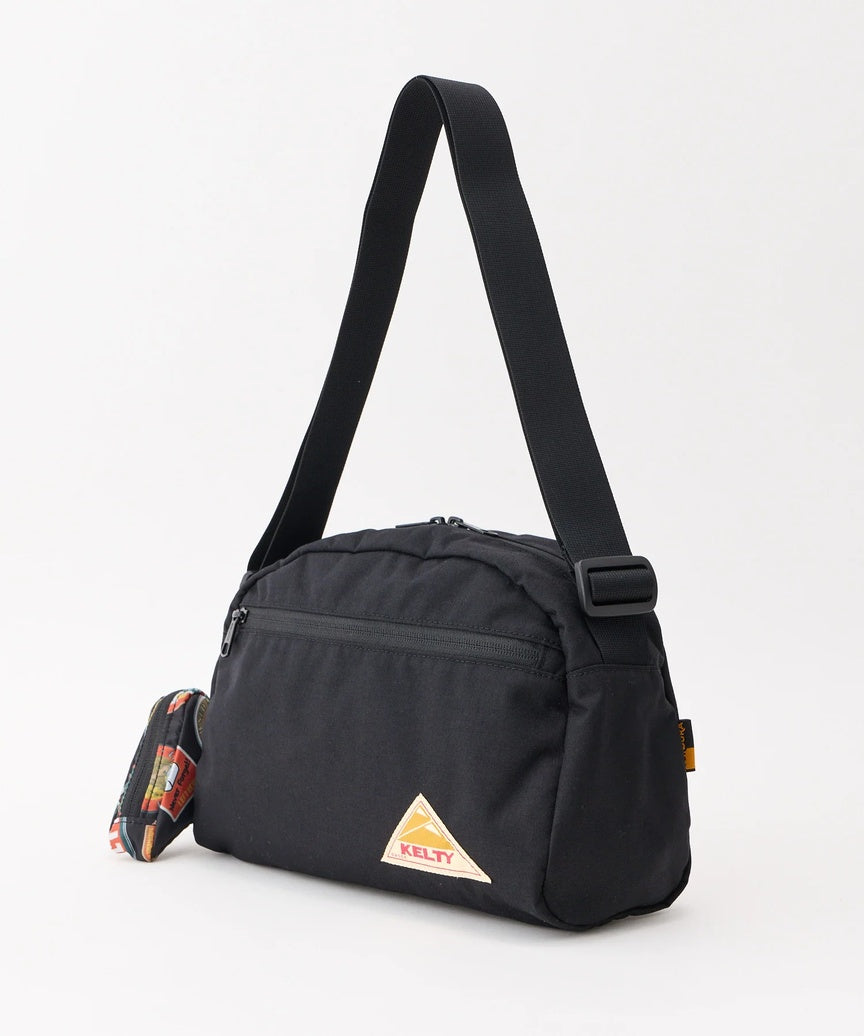 3259274026_LIMITEDROUNDTOPBAGM_Black_2.jpg