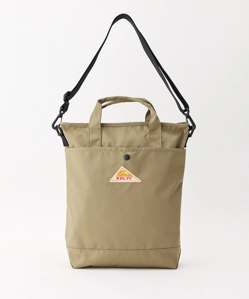 3259274626_ESSHOULDERZIPTOTE_Tan_1.jpg