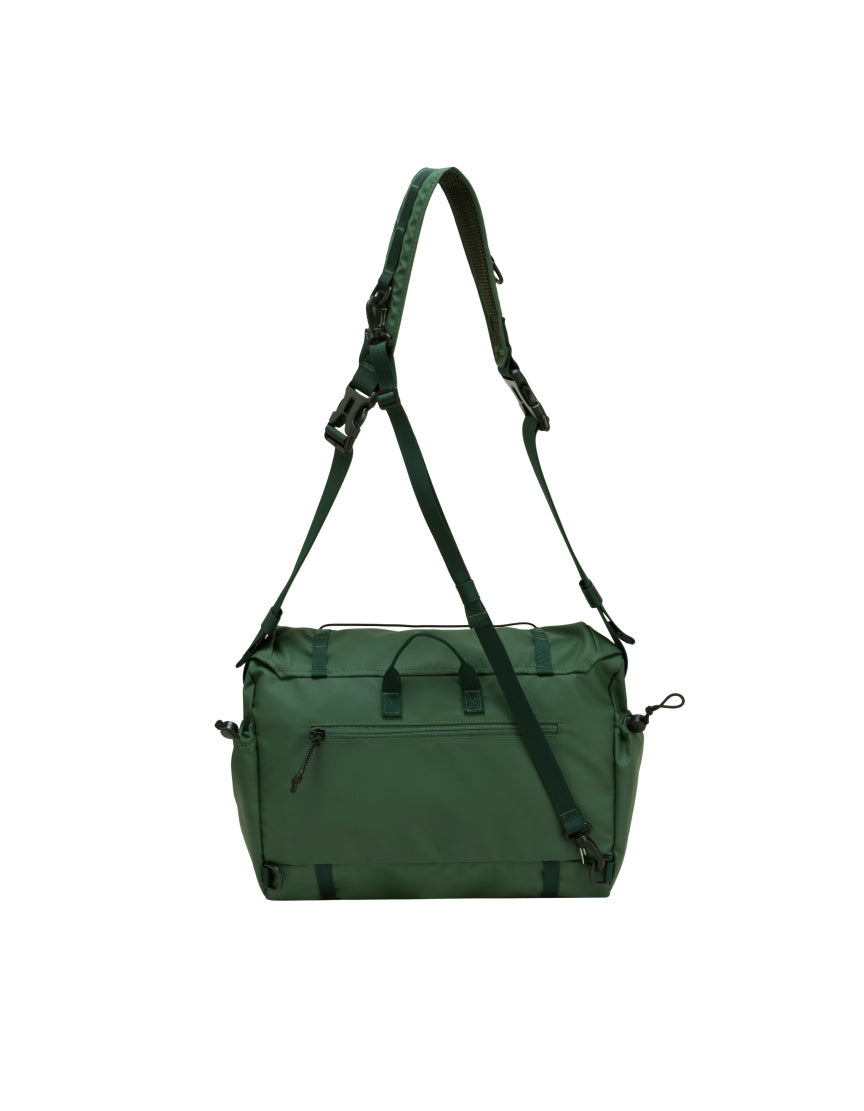 Walden Messenger Bag 15L