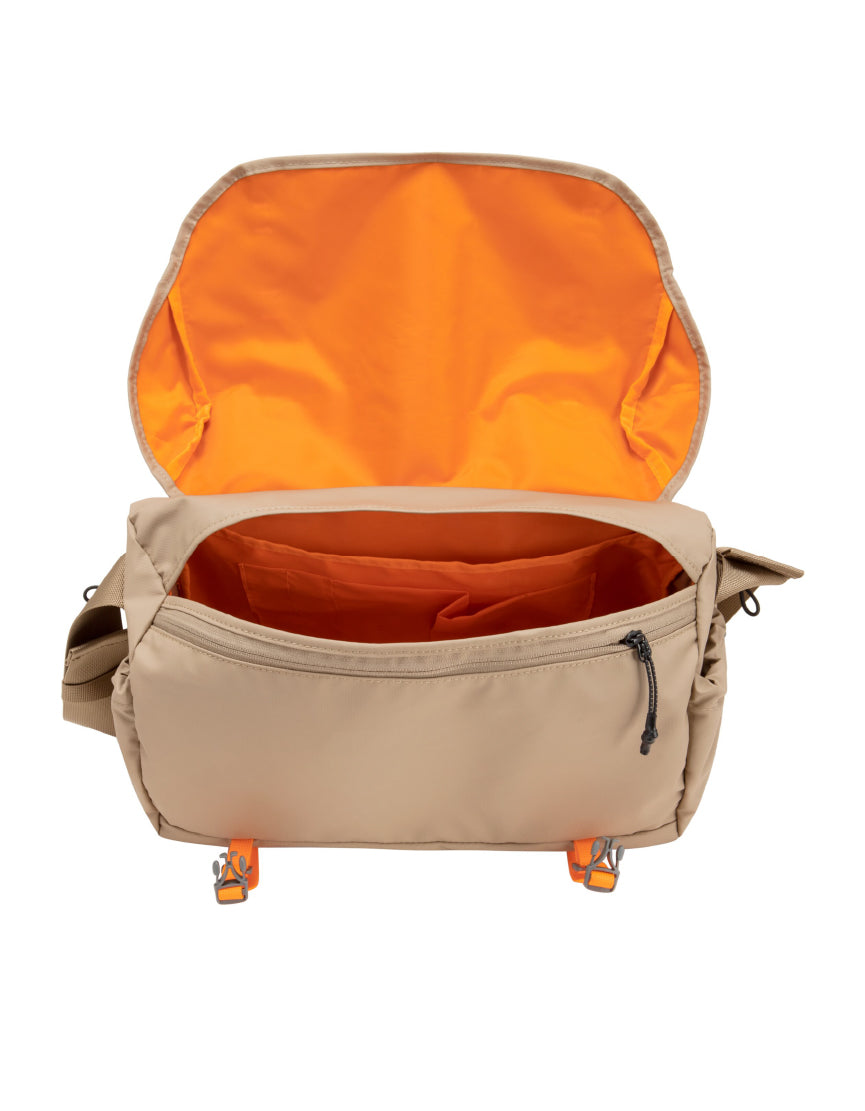 Walden Messenger Bag 15L