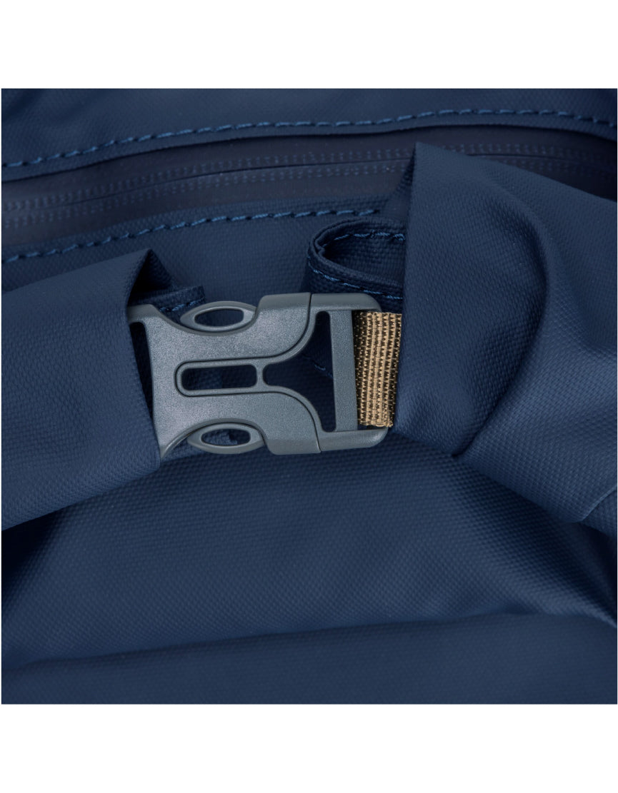 Buckden Roll Top Backpack 24/35L