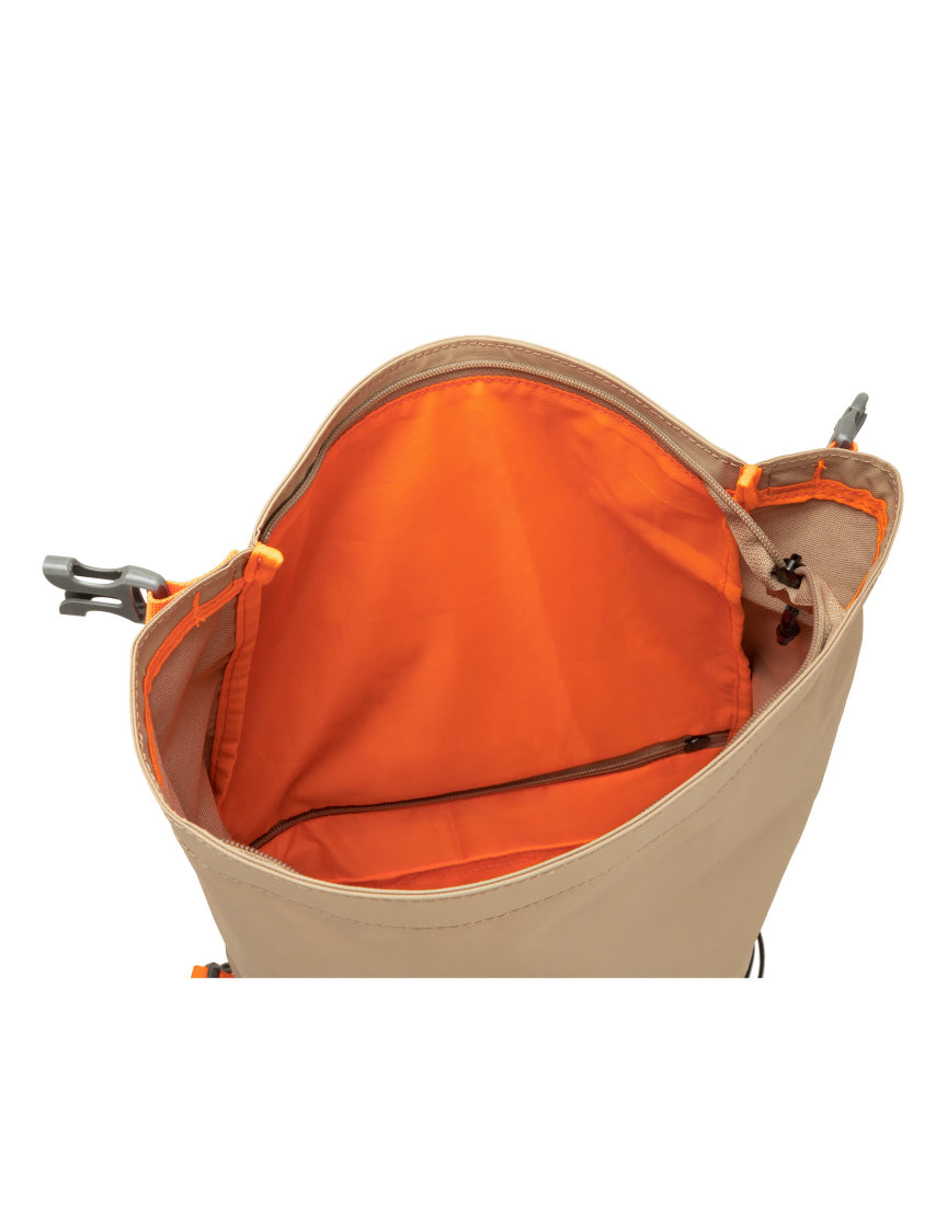 Buckden Roll Top Backpack 24/35L