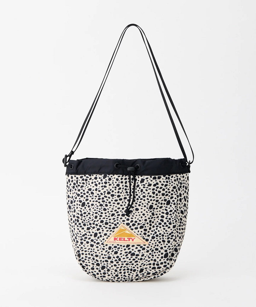 ESKINCHAKUSHOULDER3259270826BEIGEDALMATIAN.jpg