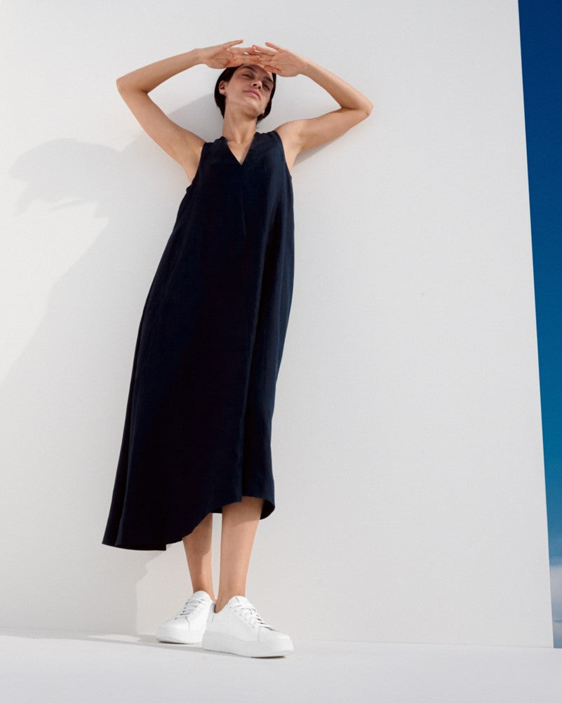 Eshop_featured_brands_content_800x1001px_21.2x26.5cm_-_fitflop.jpg