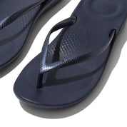 FITFLOP IQUSHION ERGONOMIC FLIP-FLOPS E54-399 MIDNIGHT NAVY