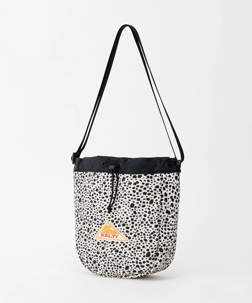 KT_3259270826_ESKINCHAKUSHOULDER_BeigeDal_1.jpg