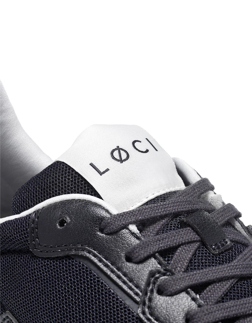 FLØ Sneakers