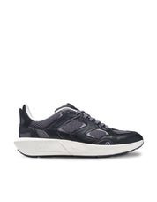 VØLT Sneakers